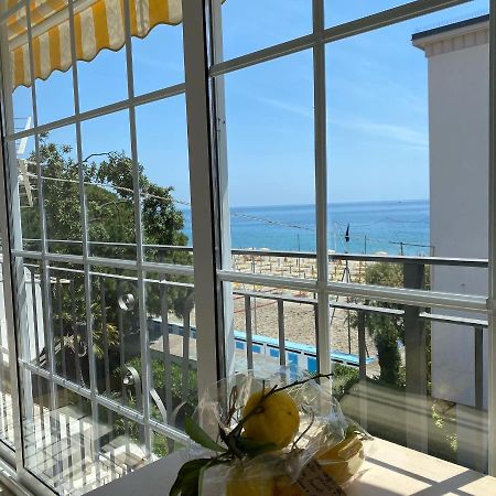 Residence Villa Ombrosa Споторно Экстерьер фото
