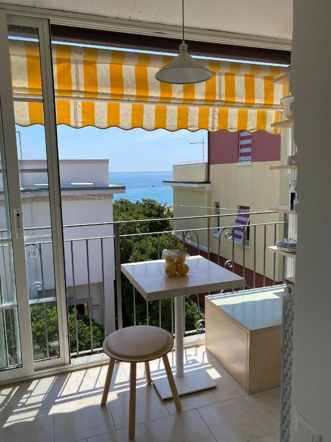 Residence Villa Ombrosa Споторно Экстерьер фото
