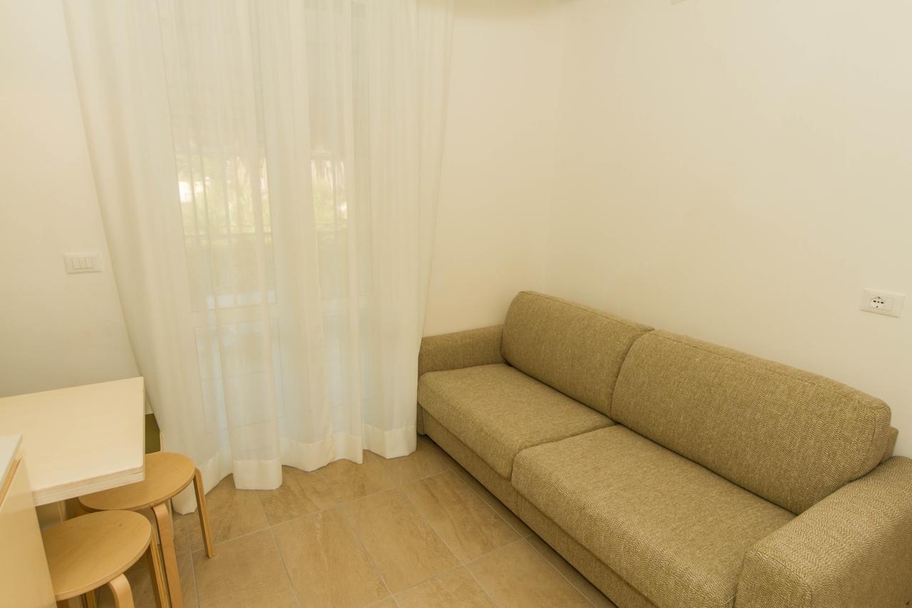 Residence Villa Ombrosa Споторно Экстерьер фото