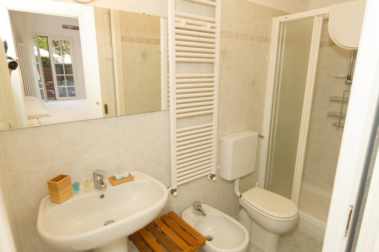 Residence Villa Ombrosa Споторно Экстерьер фото